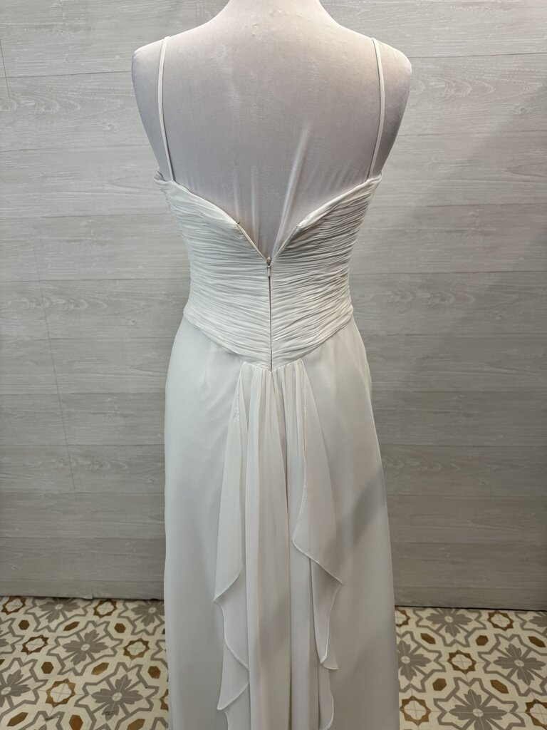 Bella Formals by Venus Ivory Pleated Ruched Top Bridal Gown 8