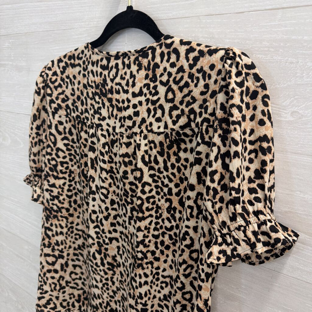 DR2 Brown/ Black Leopard Print Short Sleeve Top Medium