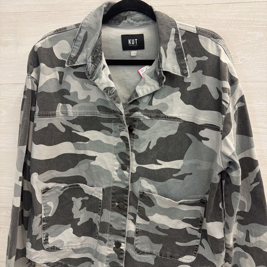 Kut Grey Camo Long Sleeve Shacket Medium