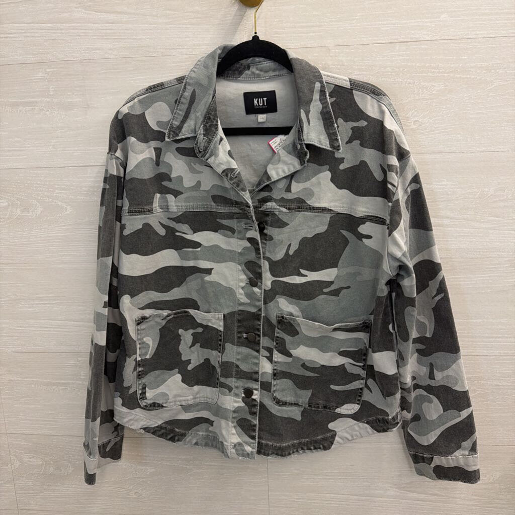 Kut Grey Camo Long Sleeve Shacket Medium