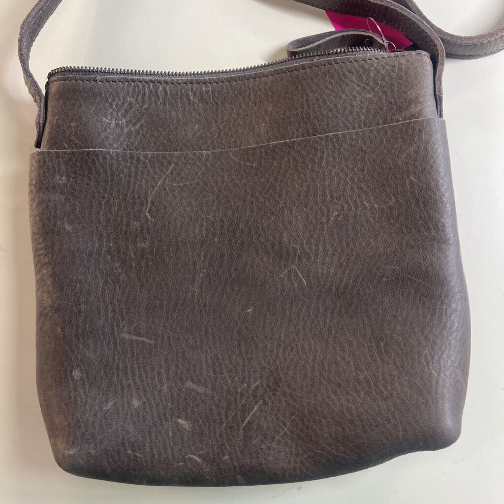 Lifetime Leather Brown Distressed Leather Purse