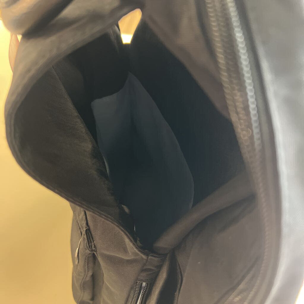 Baggallini Black All Day Backpack
