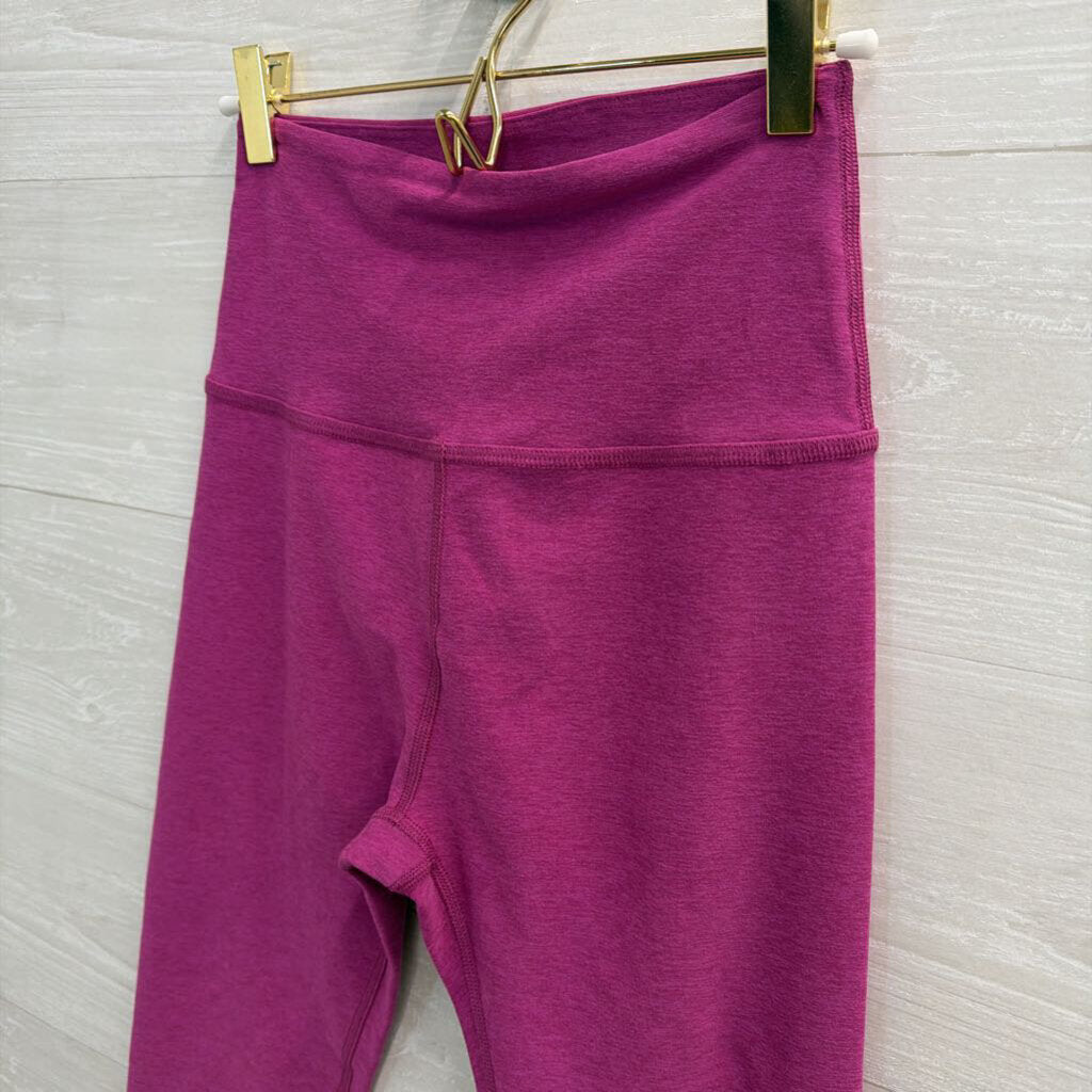 Beyond Yoga Soft Purple Stirrup Leggings Medium