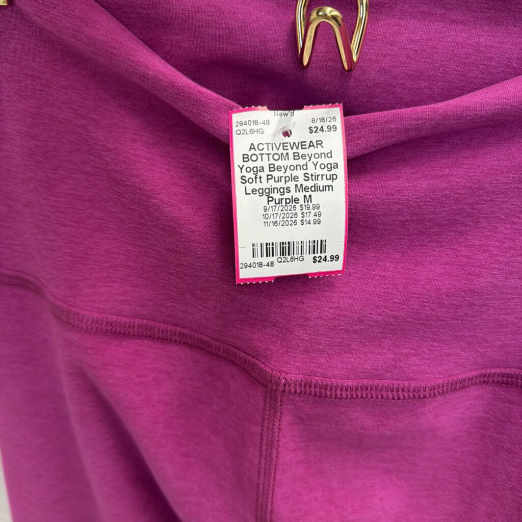 Beyond Yoga Soft Purple Stirrup Leggings Medium