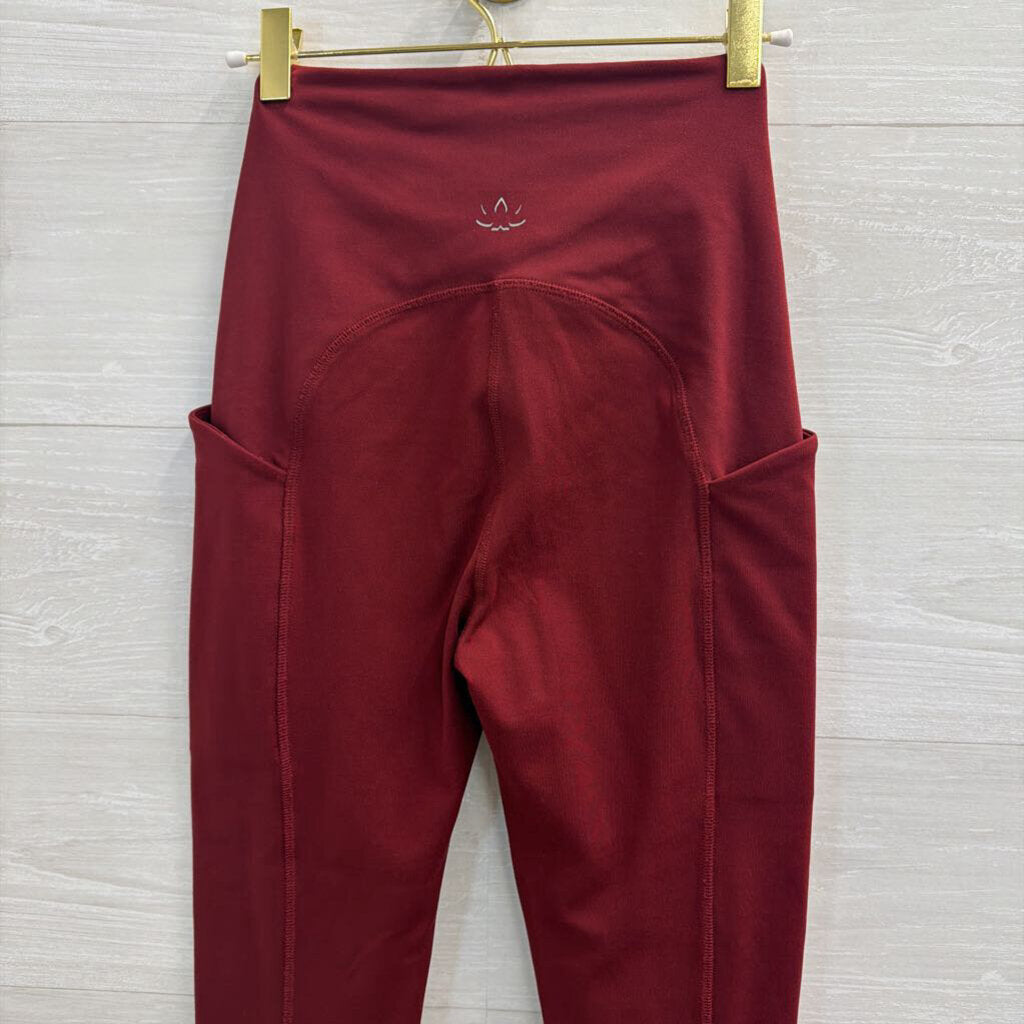 Beyond Yoga Soft Burgundy Leggings Small