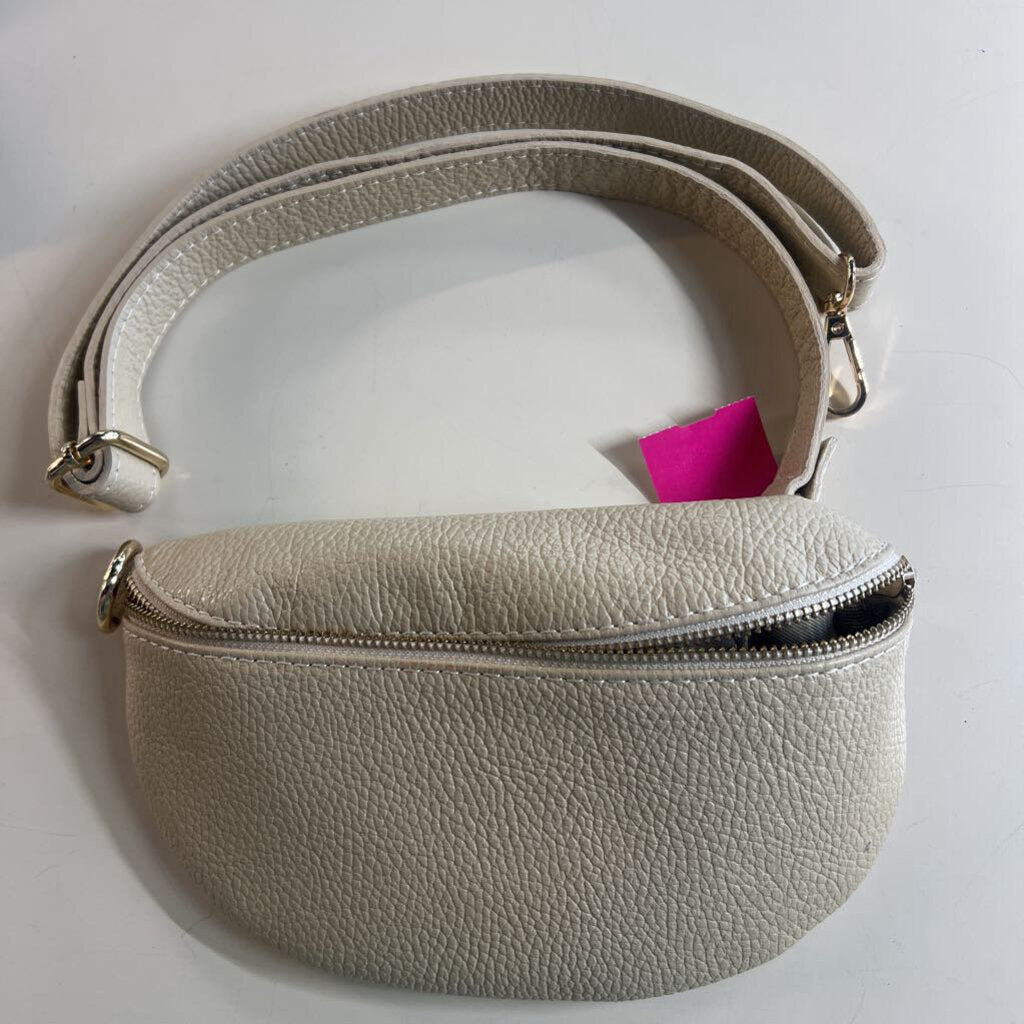 Diva's Bag Cream Pebbled Leather Sling Crossbody Purse