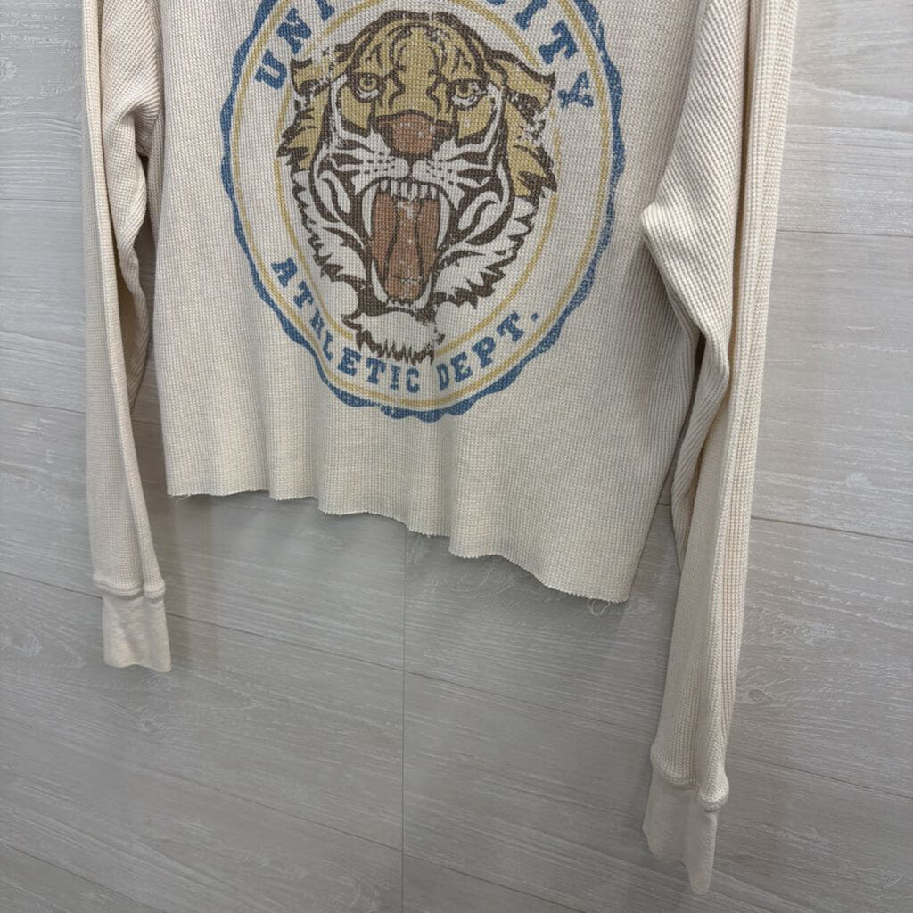 Zoe and Live Beige/ Multi Textured Cropped Long Sleeve Graphic Top Large