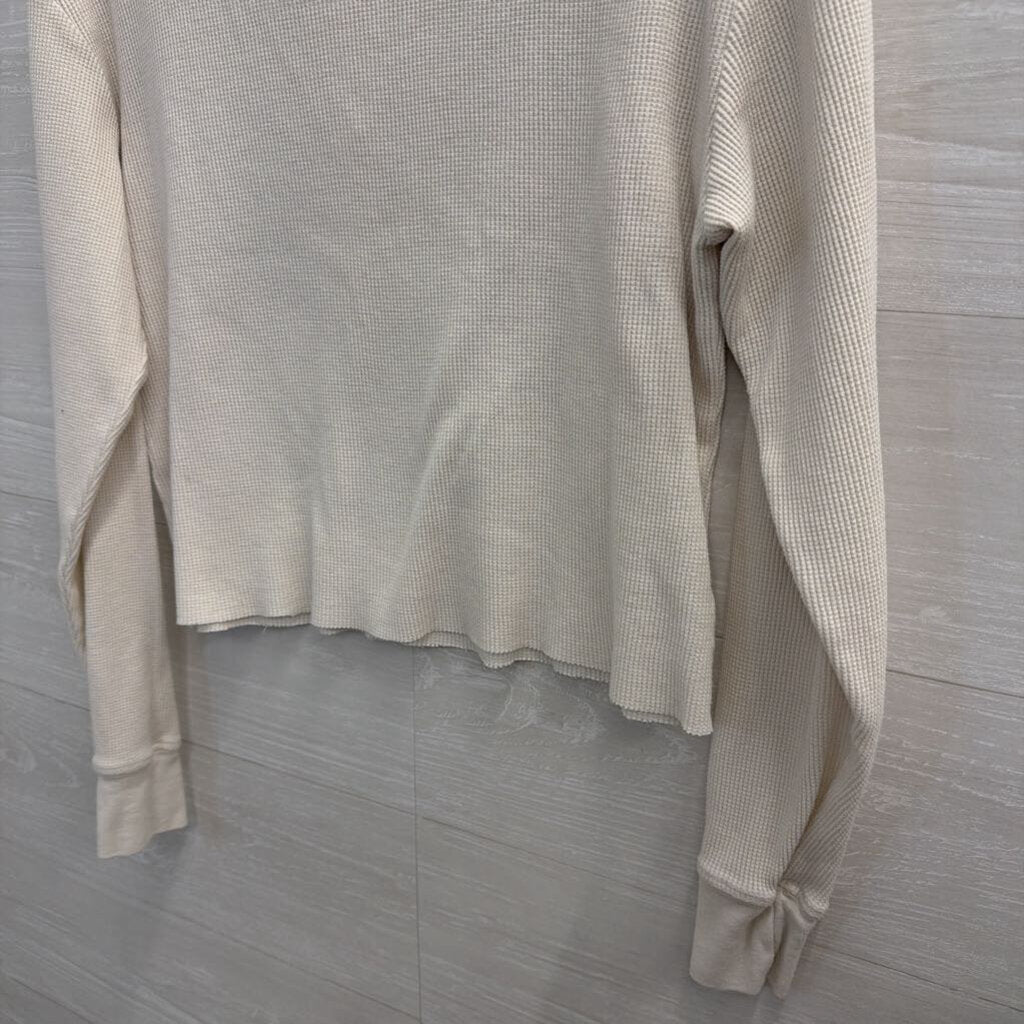 Zoe and Live Beige/ Multi Textured Cropped Long Sleeve Graphic Top Large