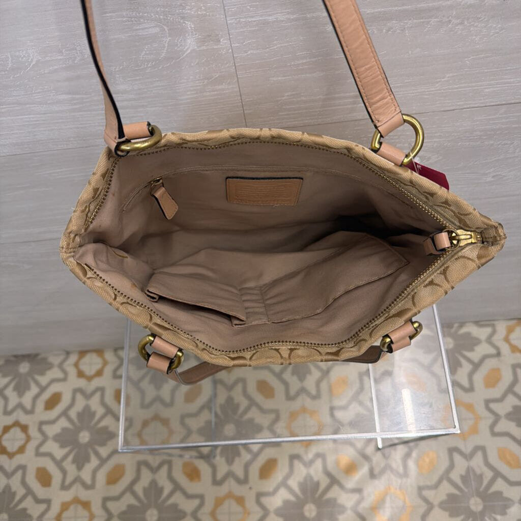 Coach Beige/ Green Signature Jacquard Coach F28504 Purse