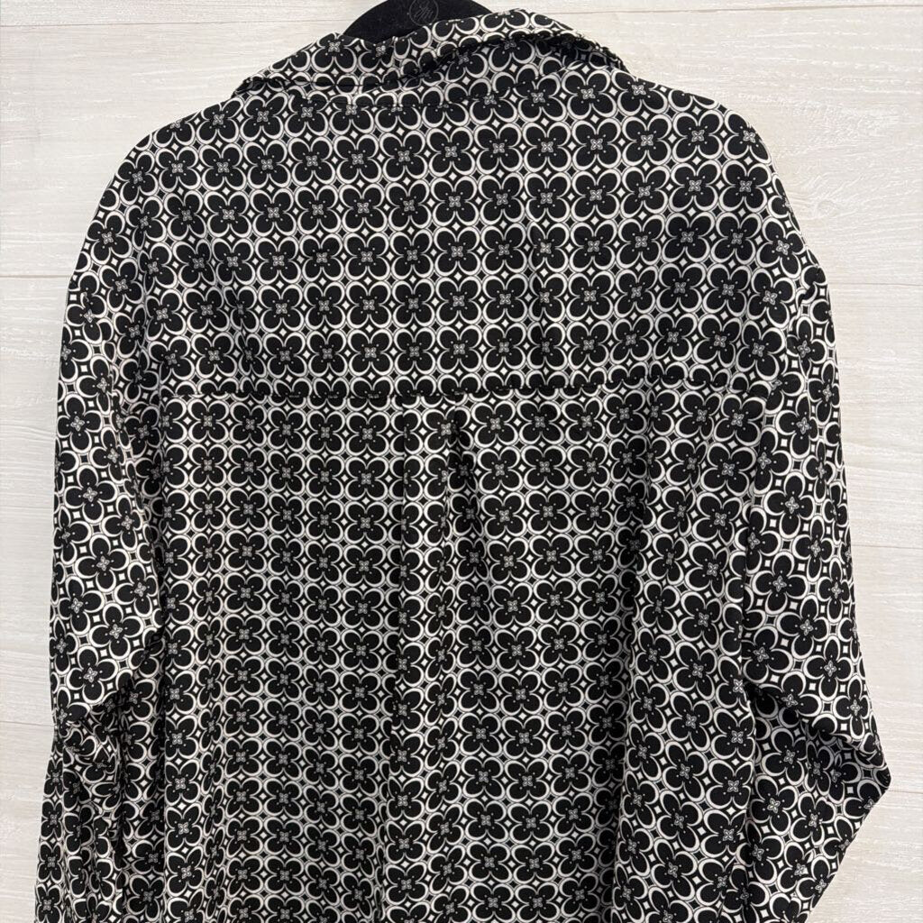 Petal and Pup Black/ White Print Silky Long Sleeve Top/ Pants Set Large