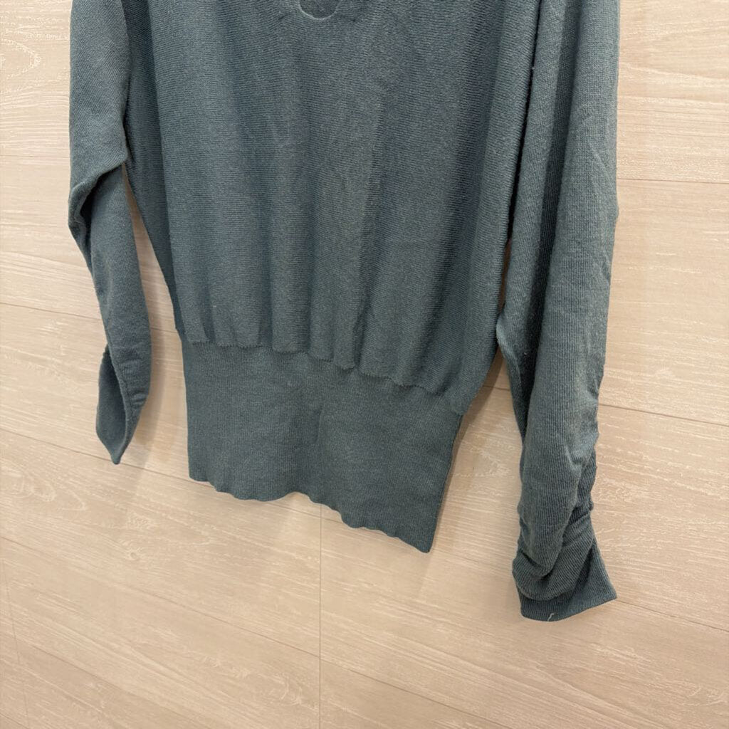 Bishop and Young Blue Knit V Neck Sweater Top Small