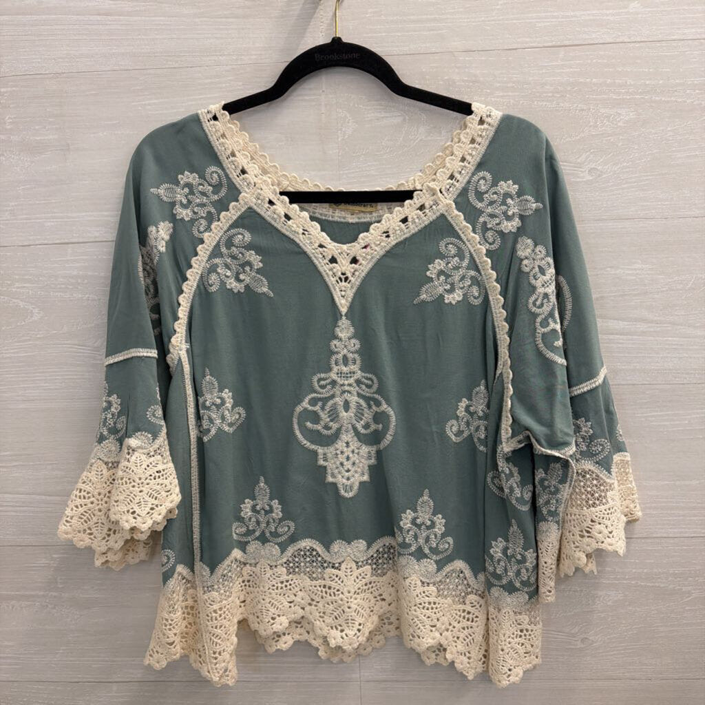 Democracy Blue/ Cream Embroidered Crochet Long Sleeve Top Small