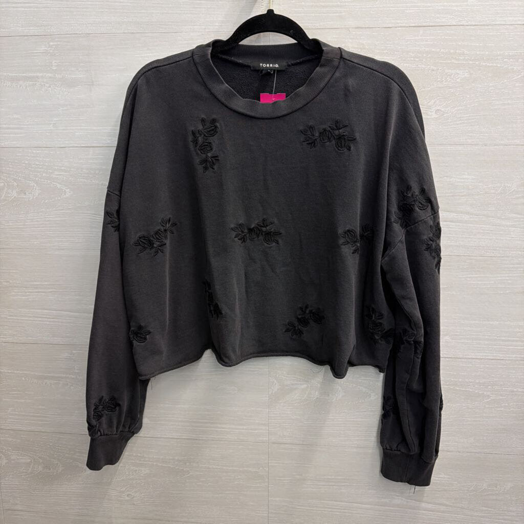 Torrid Black Embroidered Flower Cropped Long Sleeve Top 00