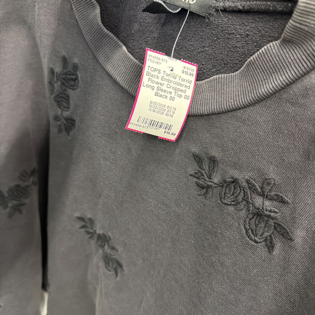 Torrid Black Embroidered Flower Cropped Long Sleeve Top 00