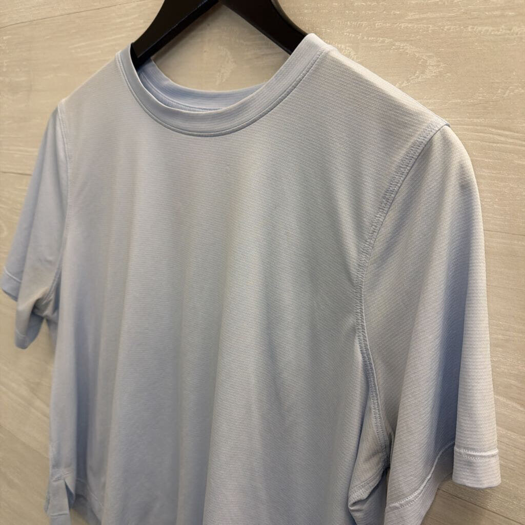 Lululemon Blue Cropped Short Sleeve Athletic Top Medium