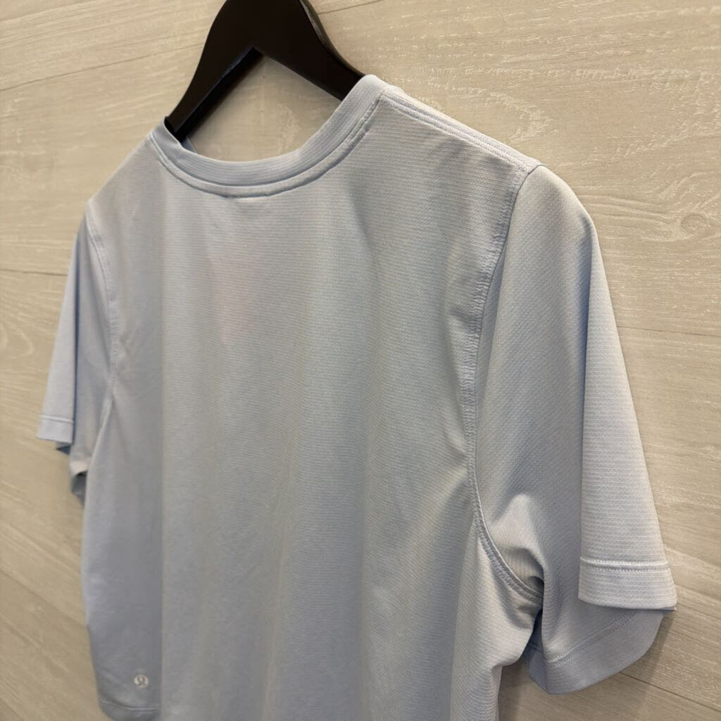 Lululemon Blue Cropped Short Sleeve Athletic Top Medium