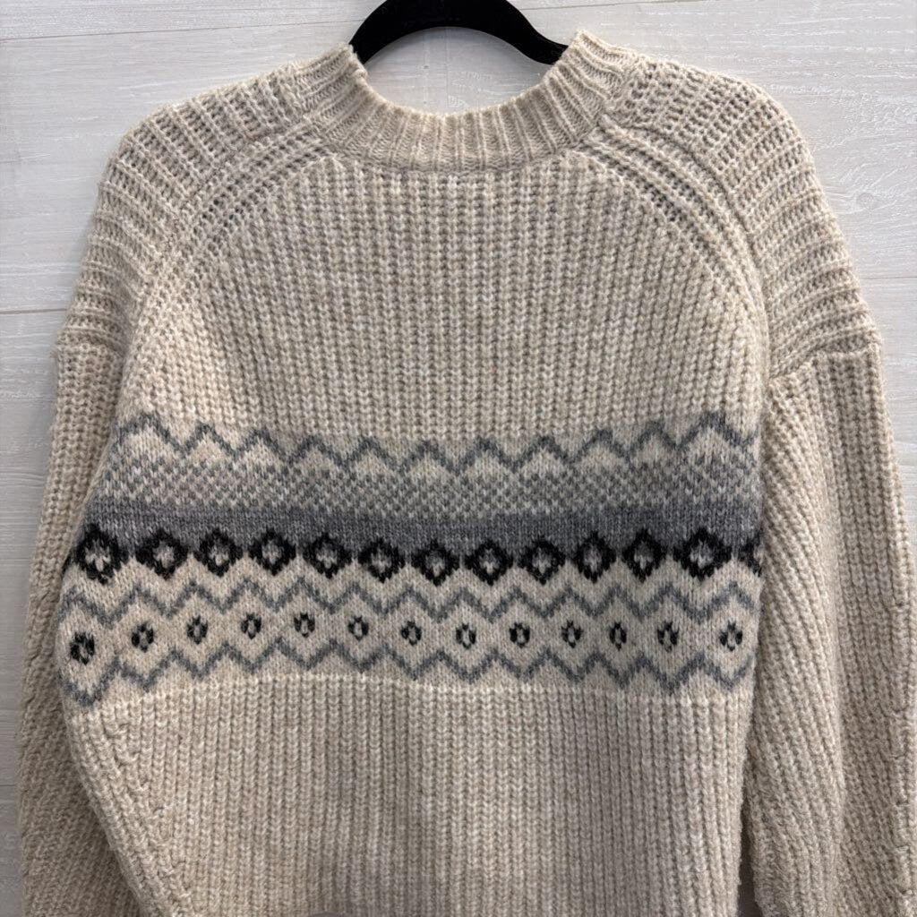 Pull and Bear Beige/ Grey Print Knit Crewneck Sweater Medium