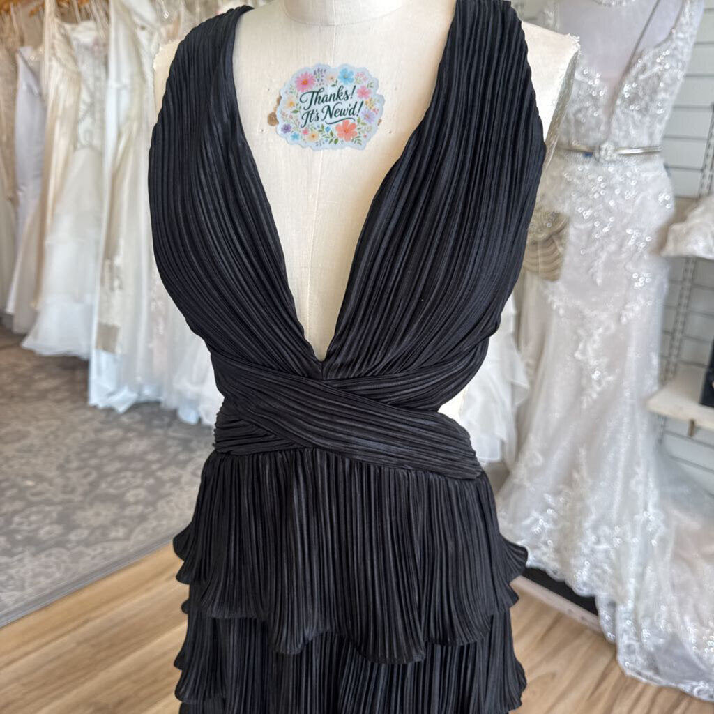 Lulus Black Pleated Tiered V Neck Long Formal Dress Medium
