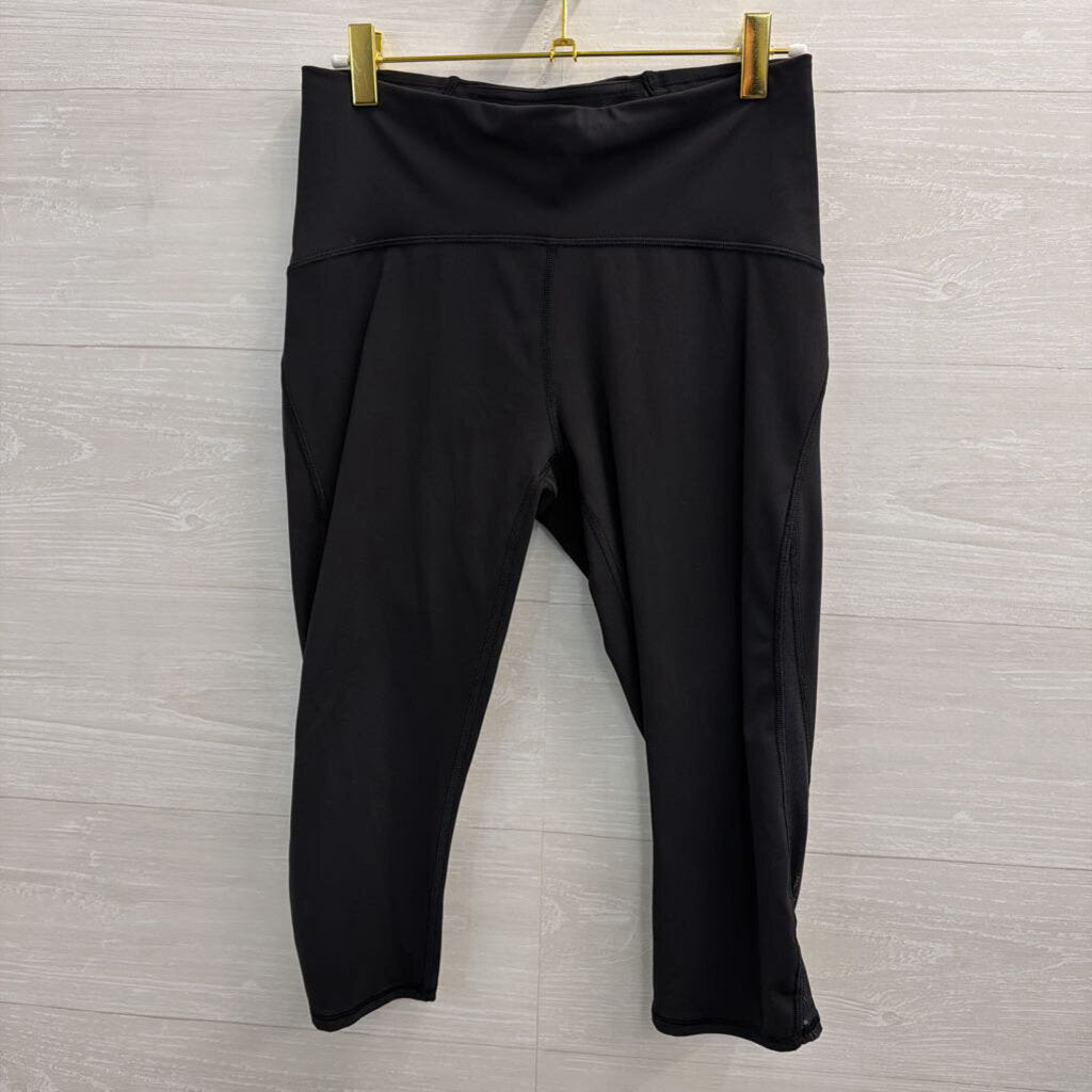 Lululemon Black Cropped Leggings 8