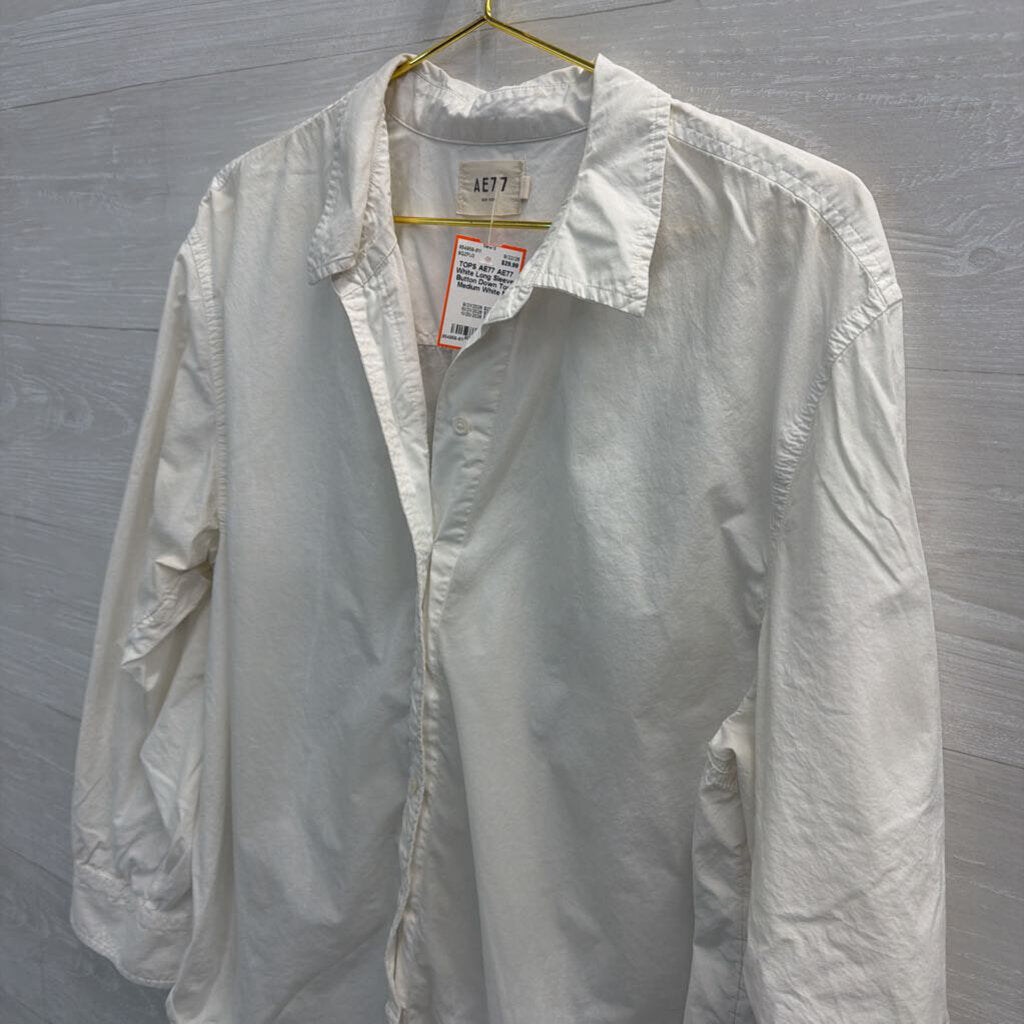 AE77 White Long Sleeve Button Down Top Medium