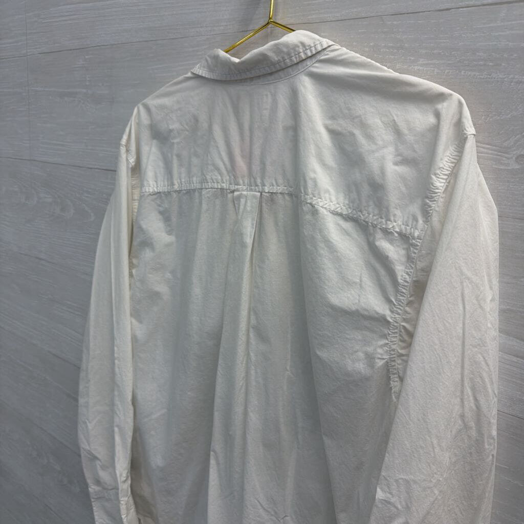 AE77 White Long Sleeve Button Down Top Medium