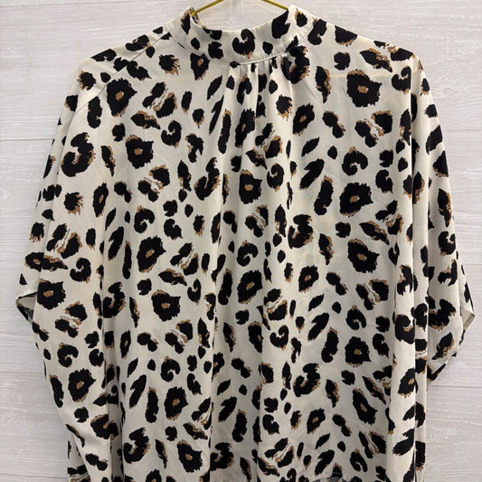 Jodifl White/ Black Leopard Print Long Sleeve Mock Neck Top Medium