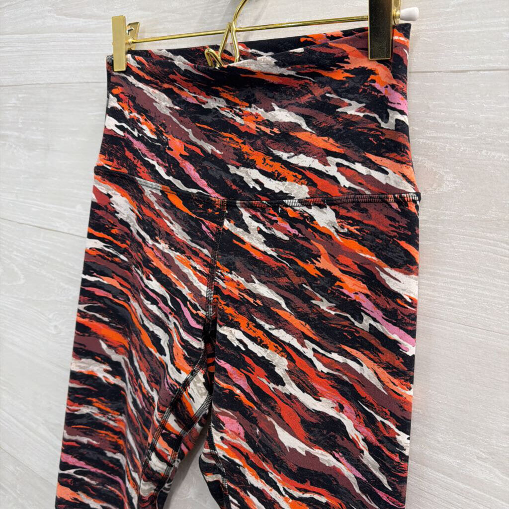 Lululemon Black/ Multi Print Leggings 6