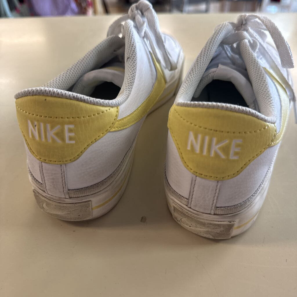 Nike White/ Yellow Leather Court Legacy Next Nature Sneakers 10.5