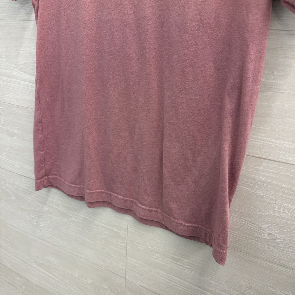 Purple Rose Apothecary Short Sleeve Graphic Tee Medium