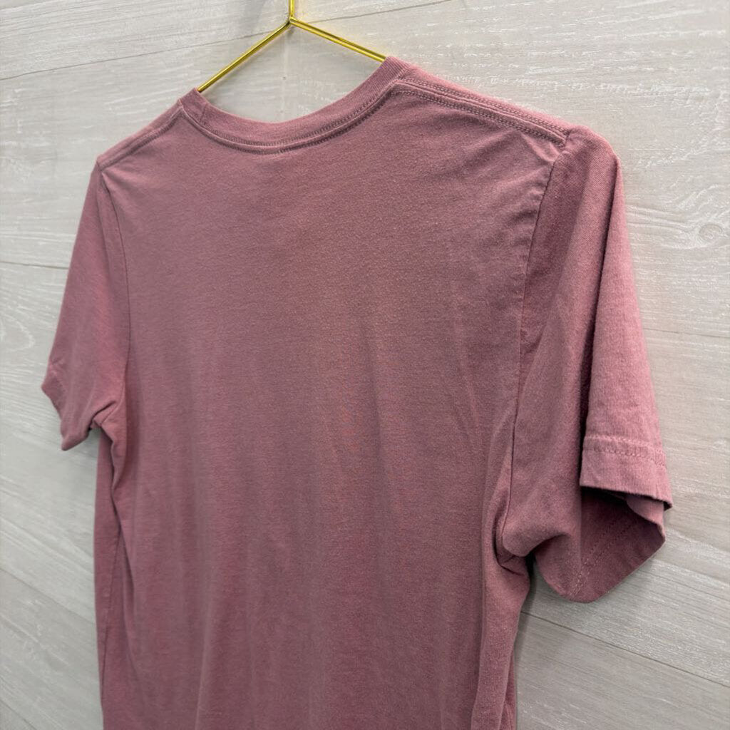 Purple Rose Apothecary Short Sleeve Graphic Tee Medium
