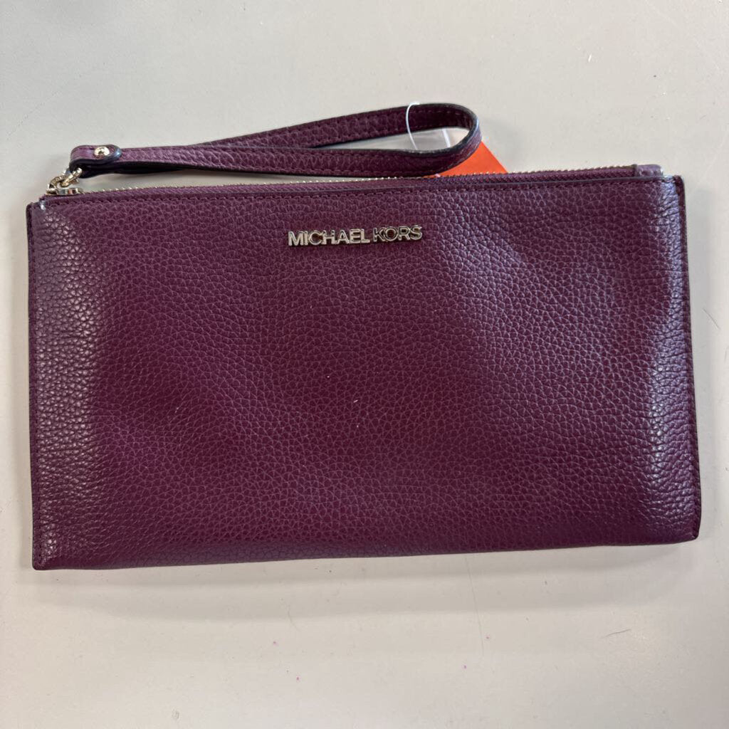 Michael Kors Burgundy Pebbled Leather Jet Set Travel Wristlet