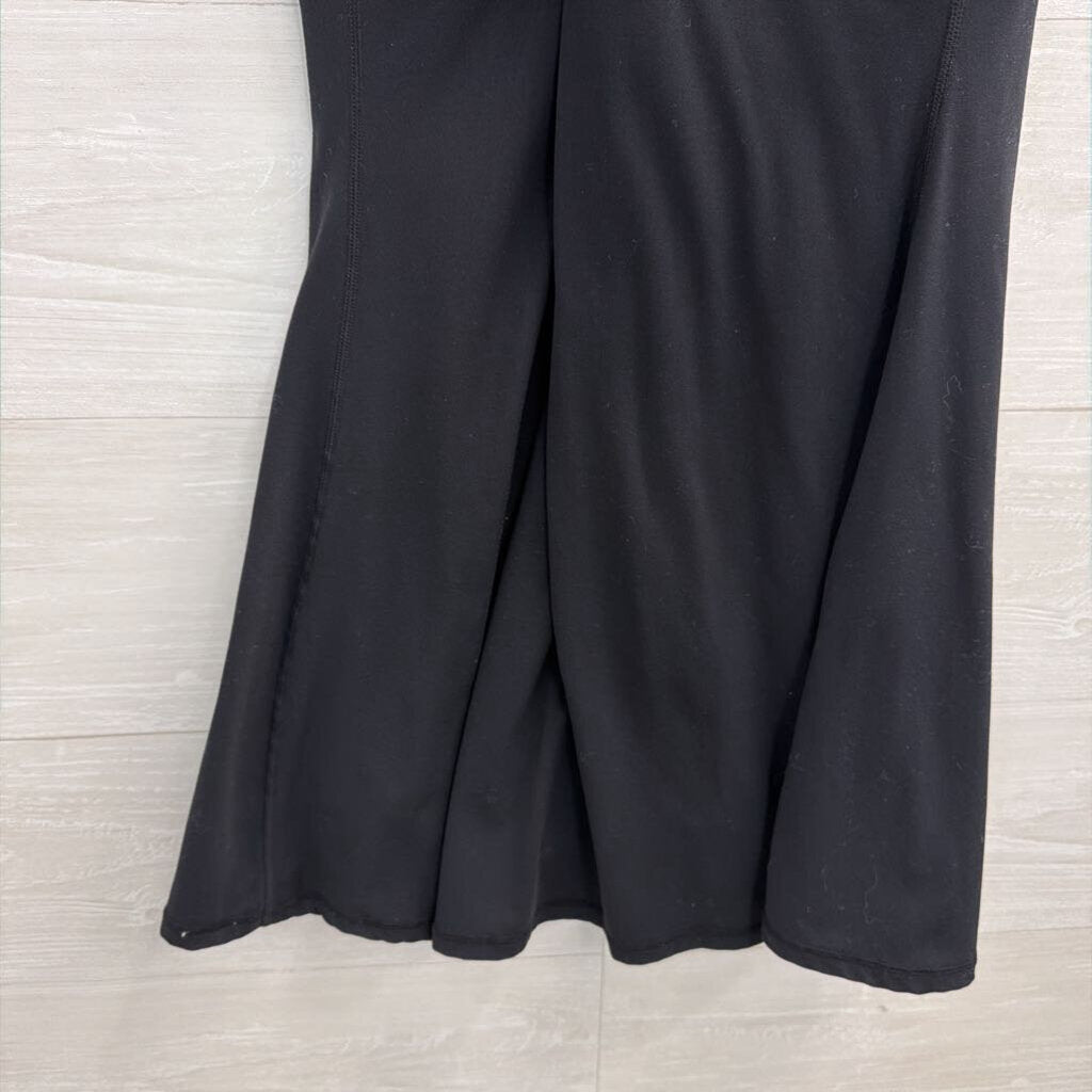 Black Athletic Dress With Shorts Medium