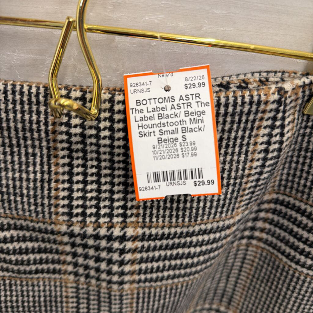 ASTR The Label Black/ Beige Houndstooth Mini Skirt Small