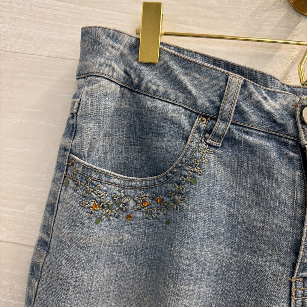 D Jeans Light Wash Embroidered Jeans 4