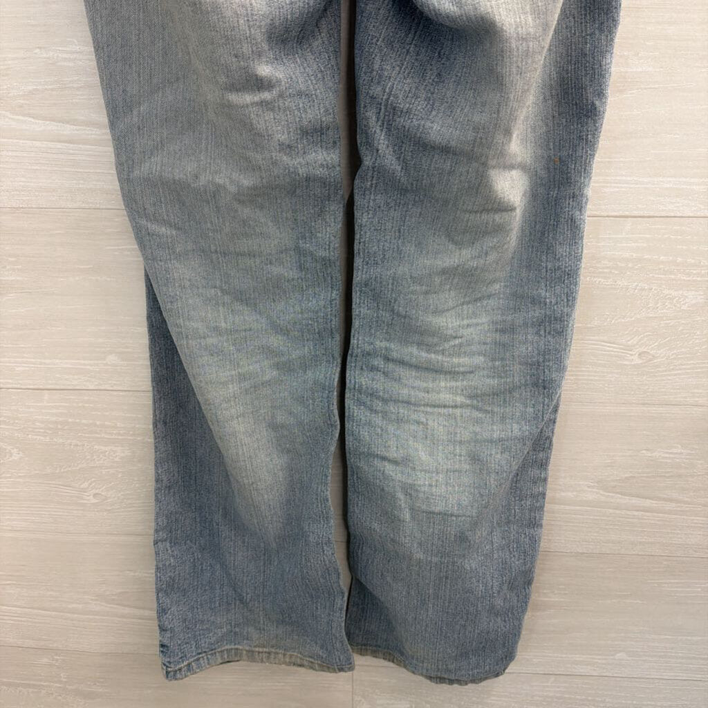 D Jeans Light Wash Embroidered Jeans 4