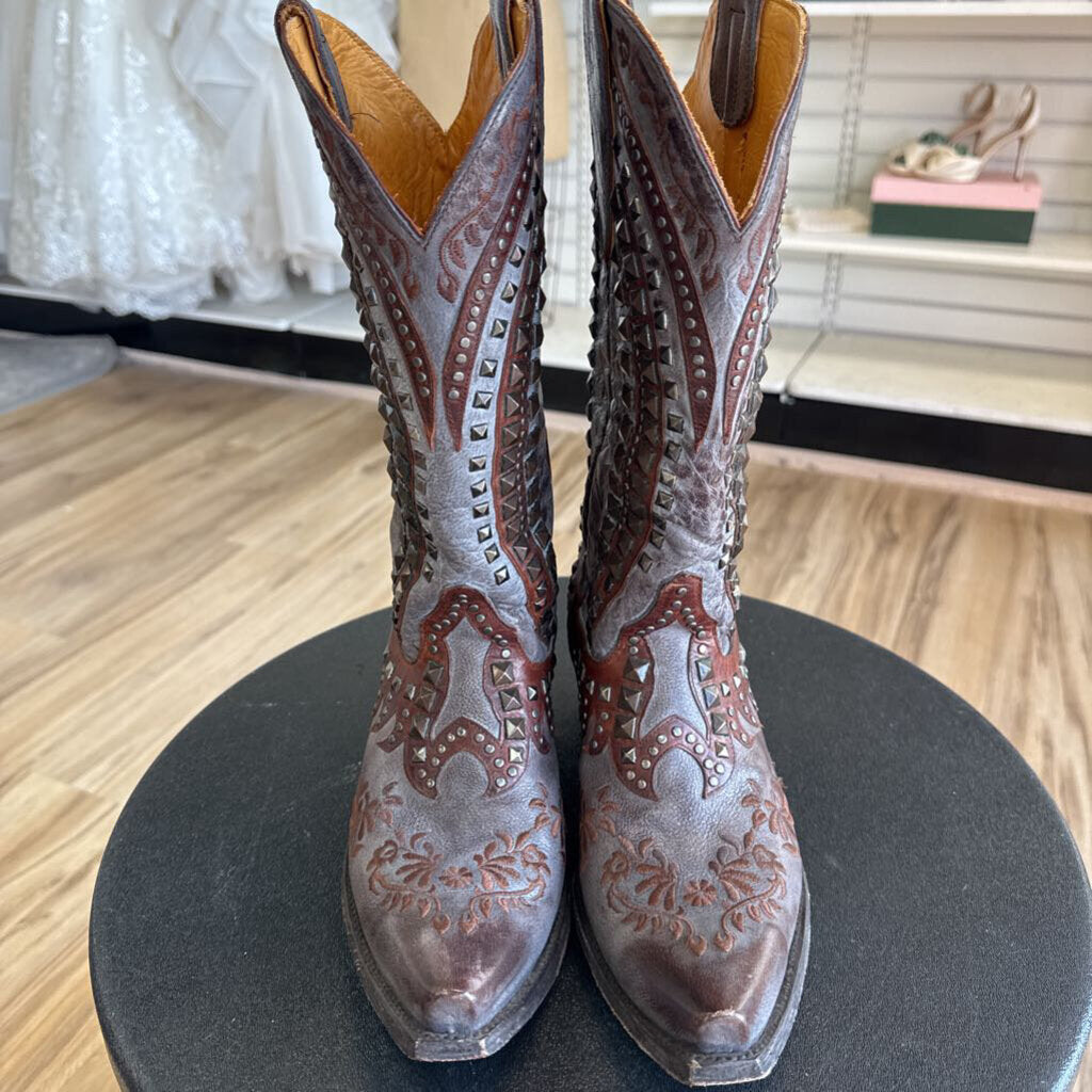 Old Gringo Grey/ Brown Leather Embroidered Studded Belinda Western Boots 9