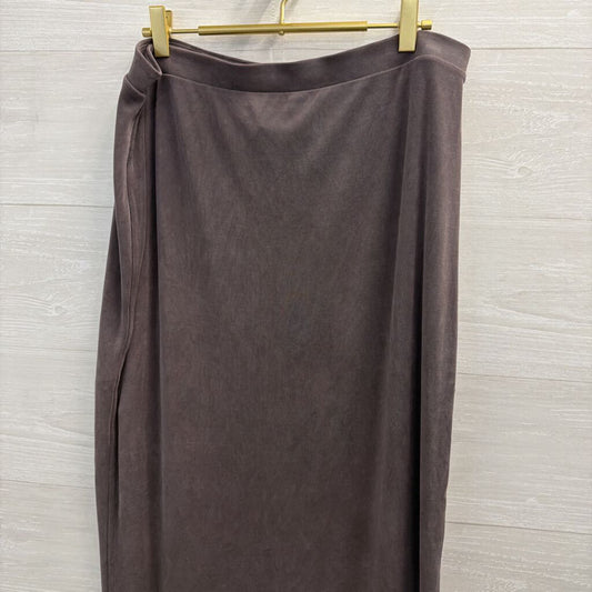 Lululemon Grey Softstreme Midi Skirt Extra Large