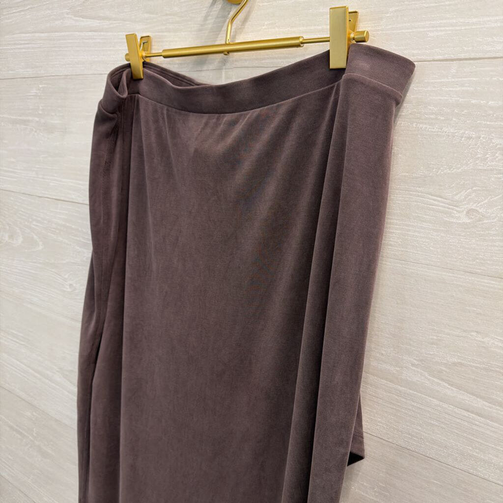 Lululemon Grey Softstreme Midi Skirt Extra Large