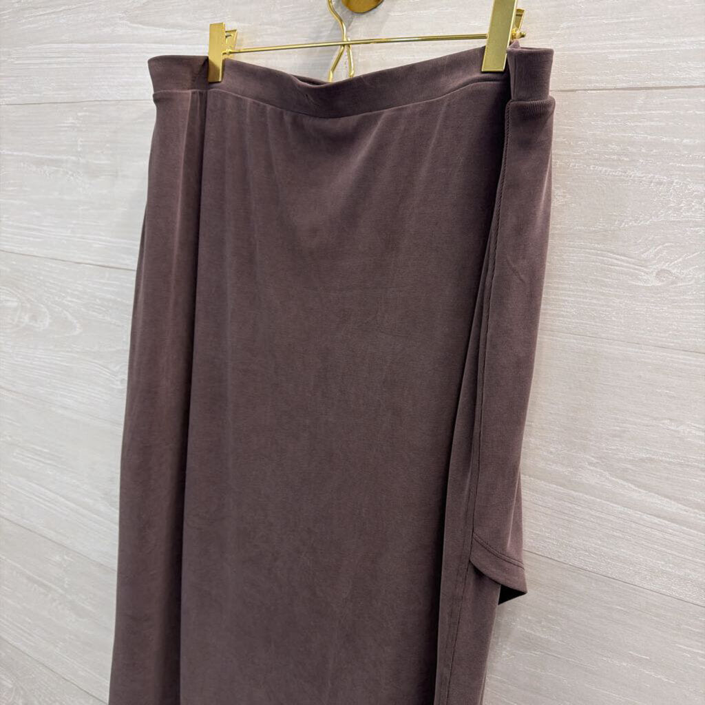 Lululemon Grey Softstreme Midi Skirt Extra Large