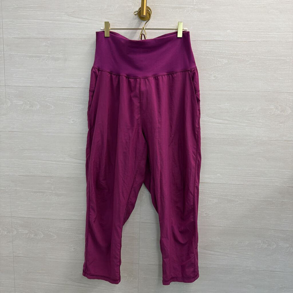 Lululemon Purple Cropped Pull On Pants 10