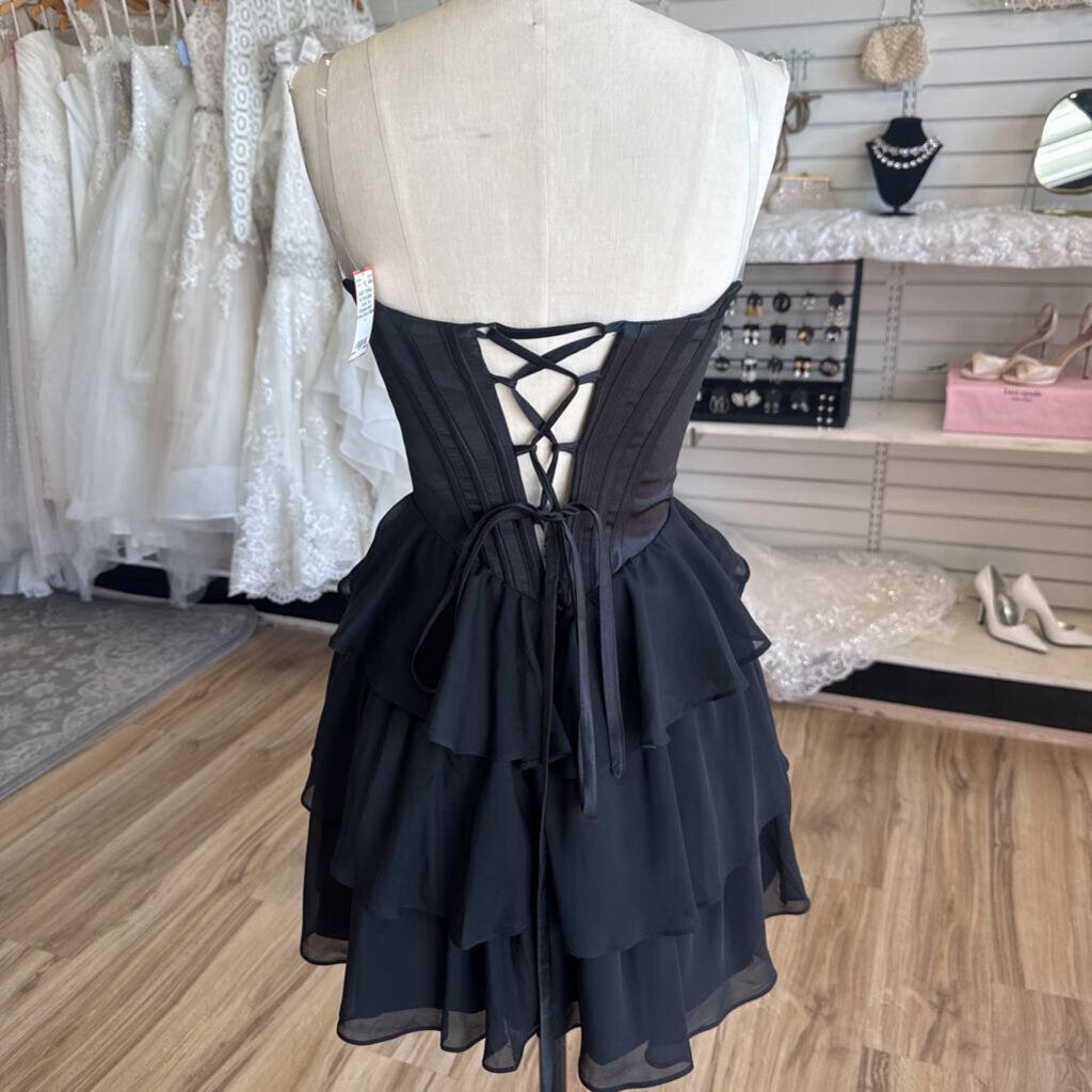Black Corset Top Strapless Short Formal Dress 4