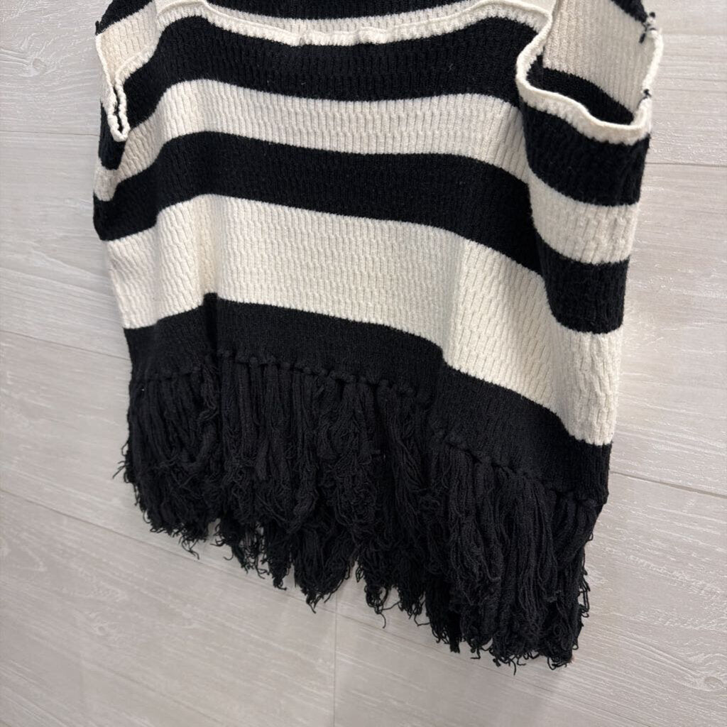 Eloquii Black/ Cream Knit Striped Fringe Hem Tank Top 22/24