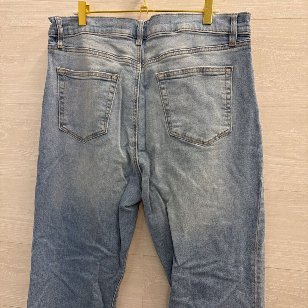 Loft Light Wash The Relaxed Flare Jeans 32