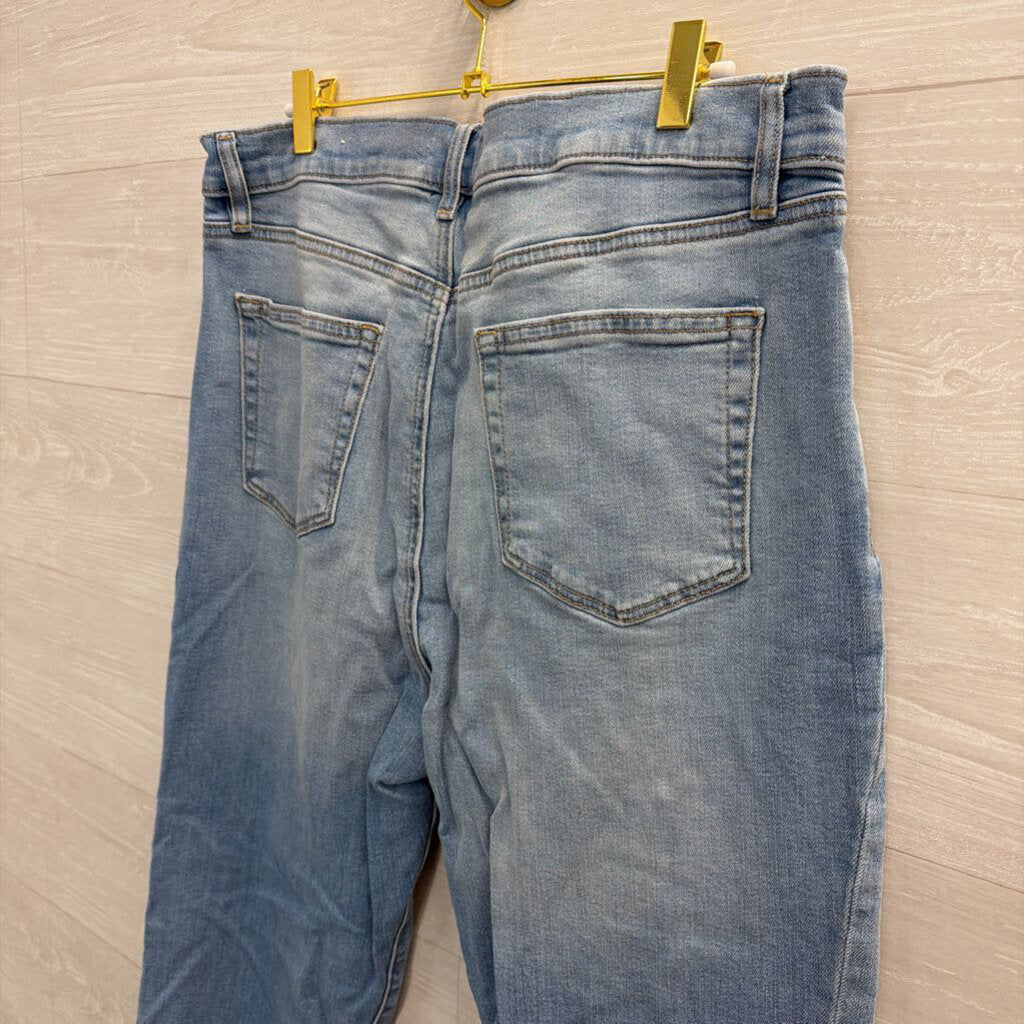 Loft Light Wash The Relaxed Flare Jeans 32