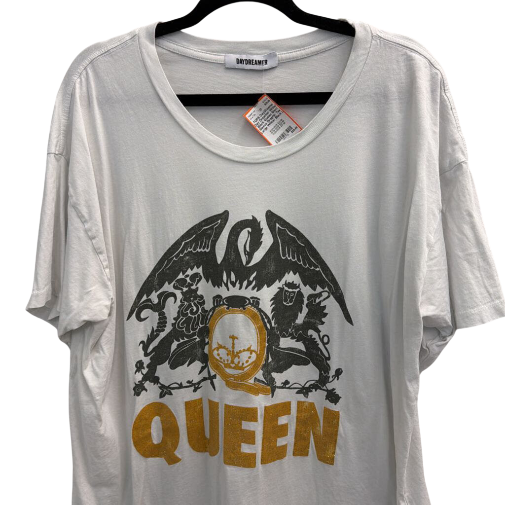Day Dreamer White/ Black Queen Short Sleeve Graphic Tee Large