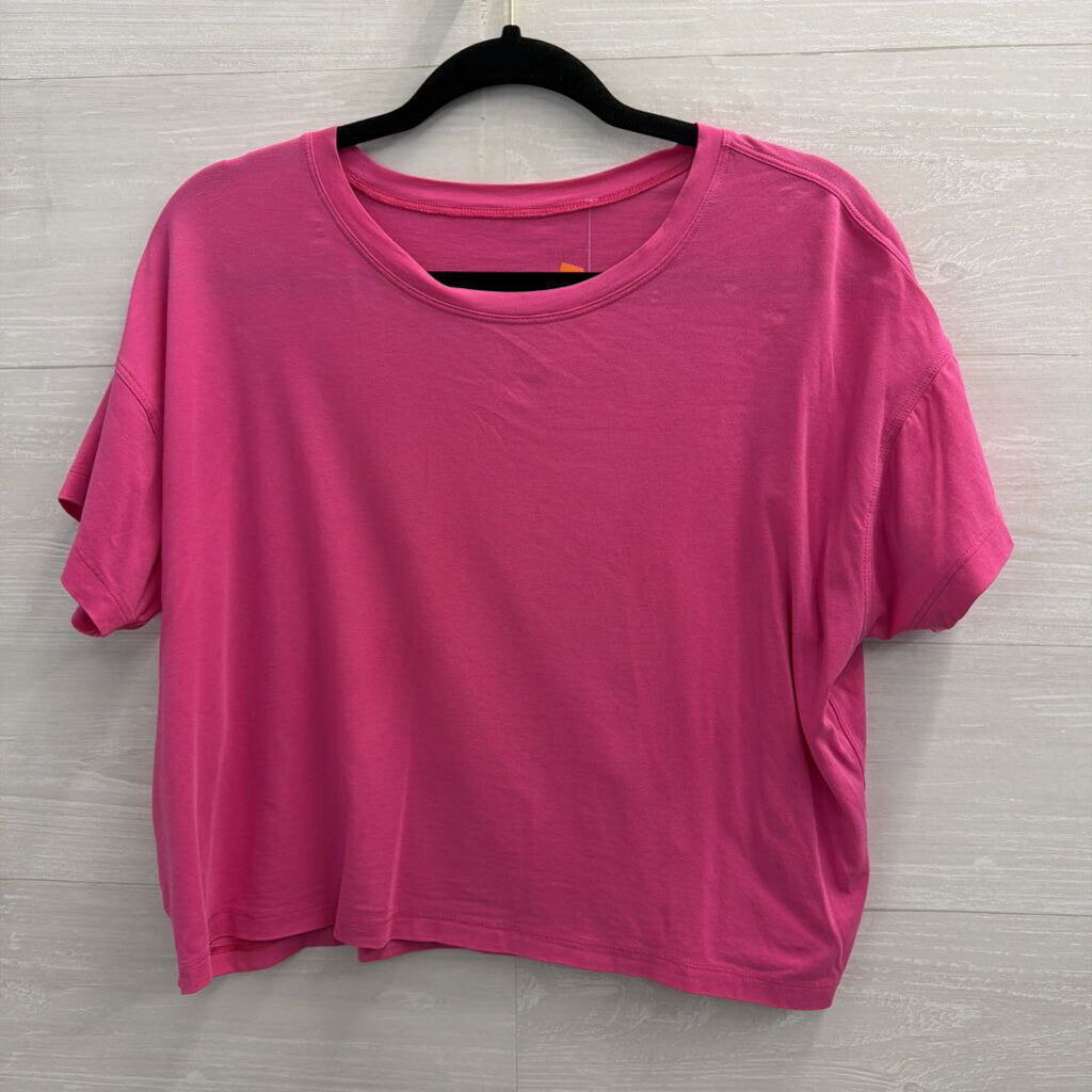 Lululemon Pink Cropped Short Sleeve Top Medium