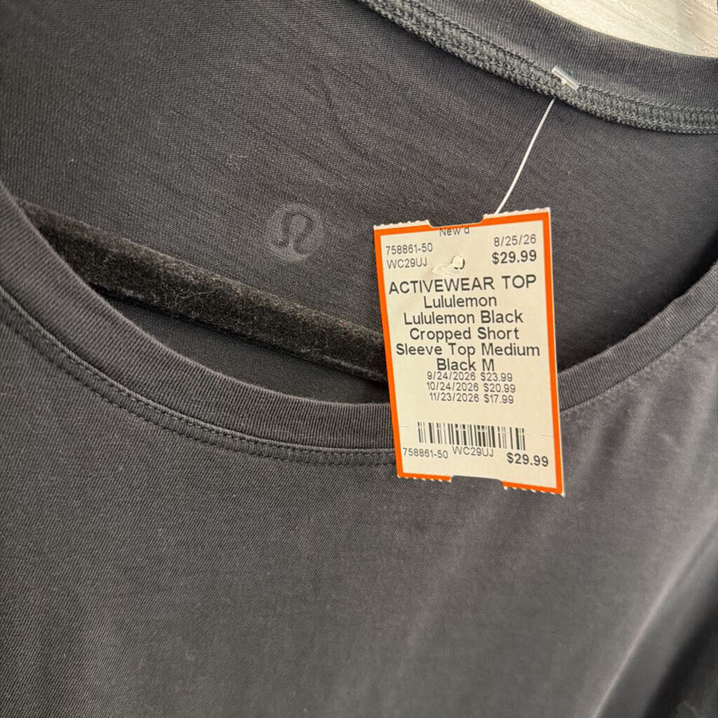 Lululemon Black Cropped Short Sleeve Top Medium