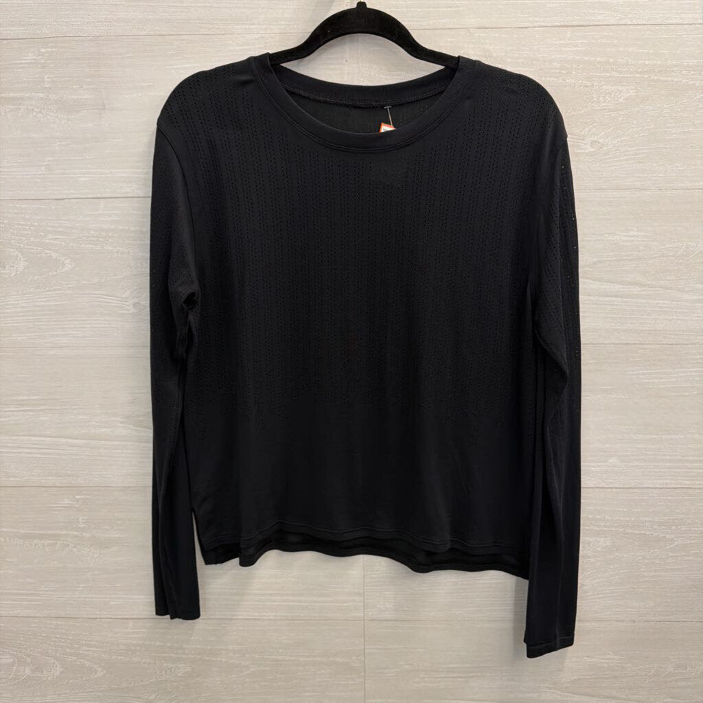 Lululemon Black Cropped Long Sleeve Top Medium