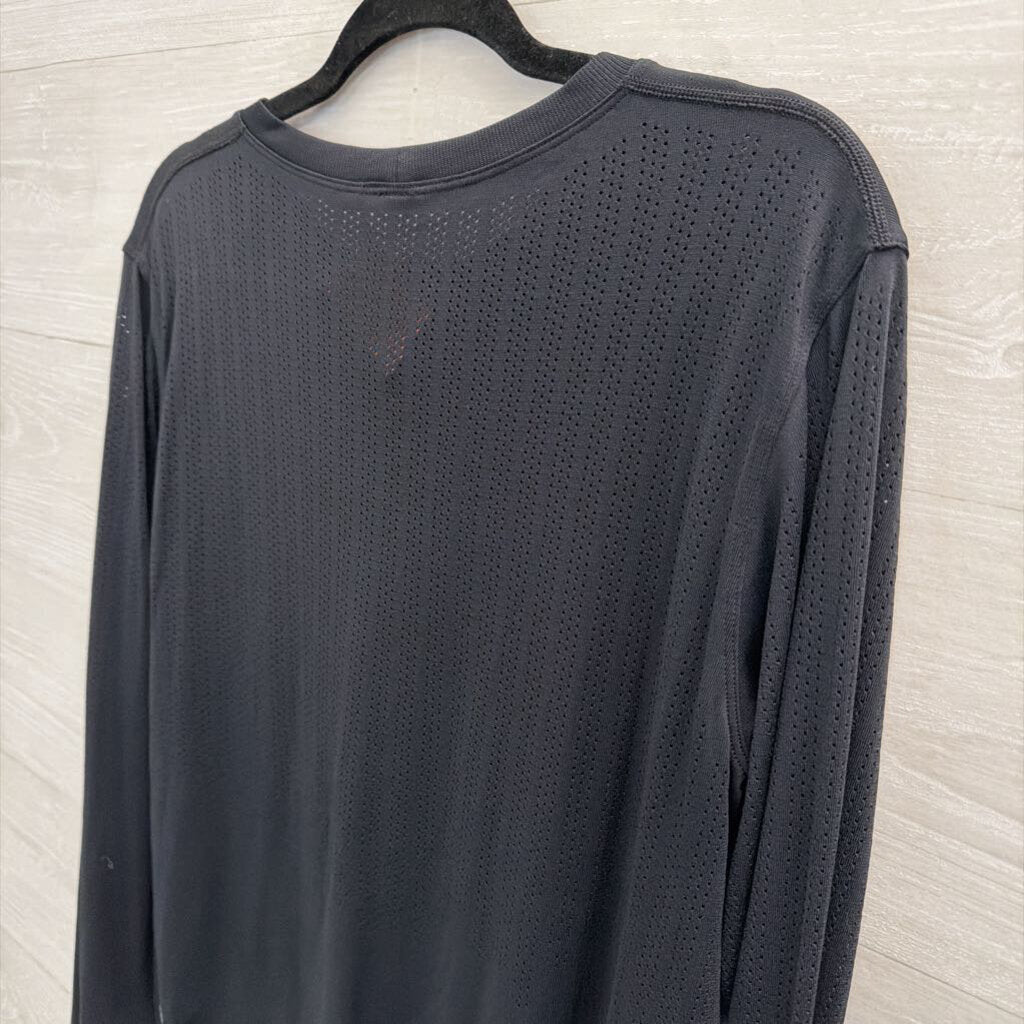 Lululemon Black Cropped Long Sleeve Top Medium