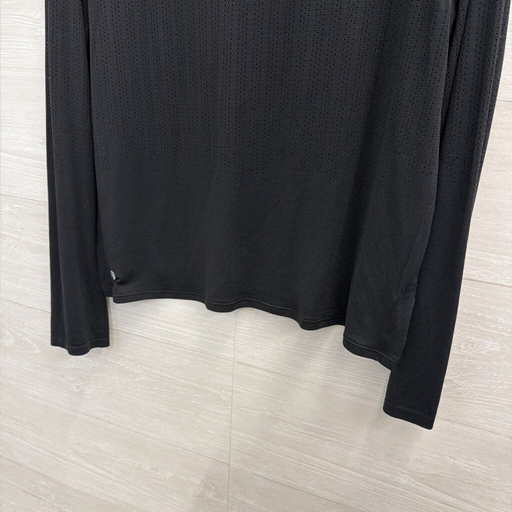 Lululemon Black Cropped Long Sleeve Top Medium